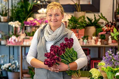 STEFANIE ANNUSEIT