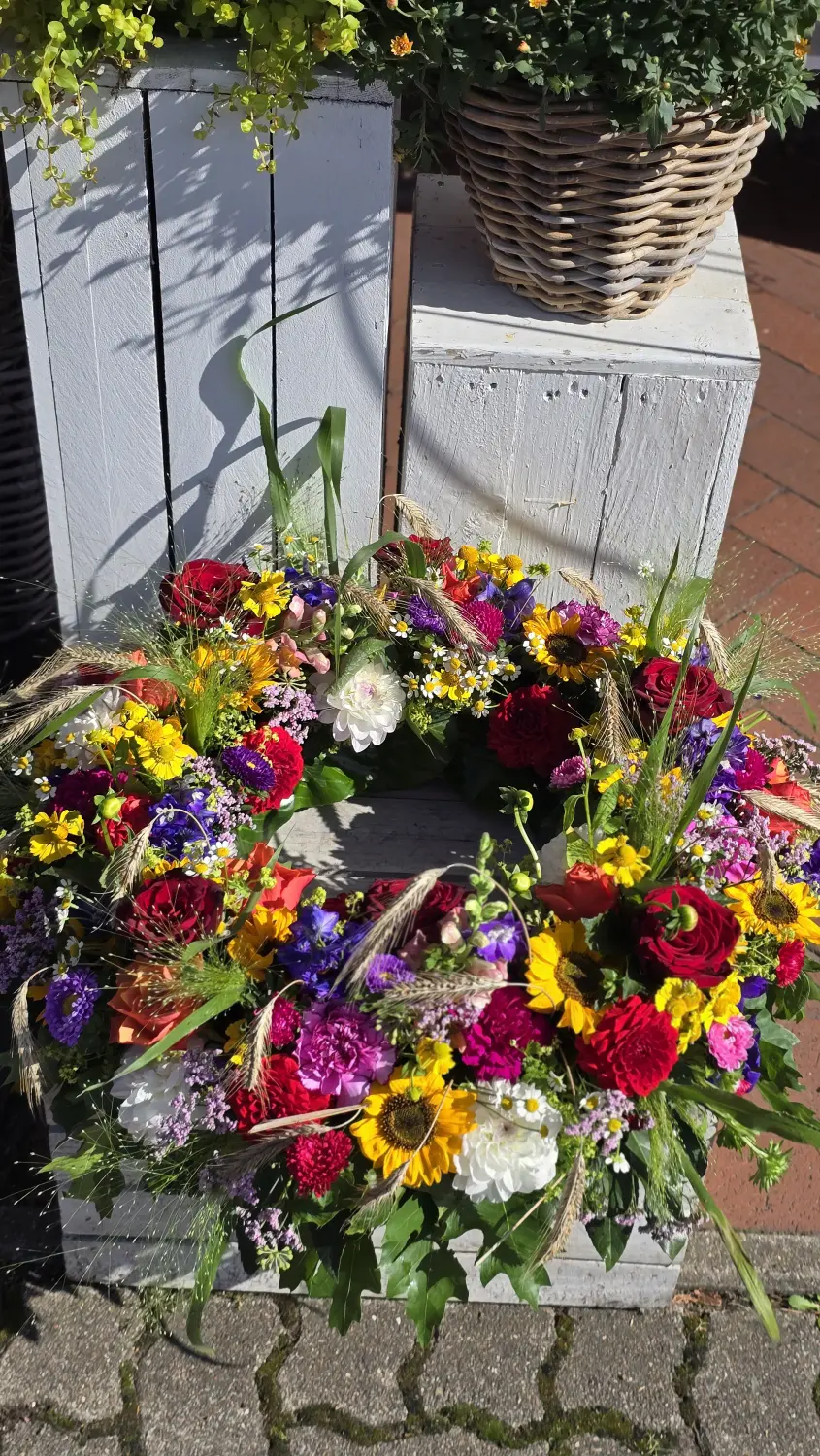 Sudeck Blumen & Gestaltung - Hochzeitsblumen Kranz